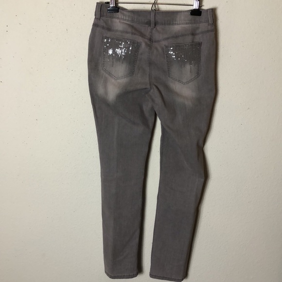 Gray jean jacket with matching jeans by Chico’s Platinum size 1 =M - Picture 8 of 12